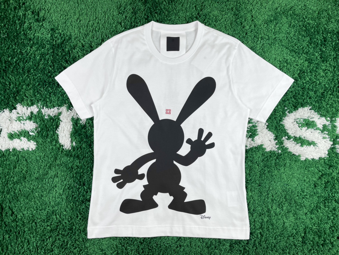 [Disney x Givenchy] 디즈니x지방시 반팔 티셔츠 -잔디집